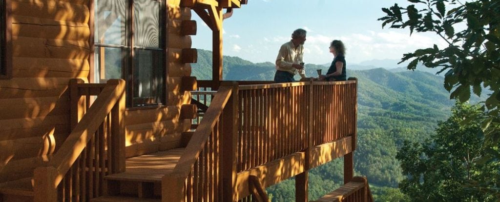 Pigeon Forge Cabin Overlooking Smoky Mountains