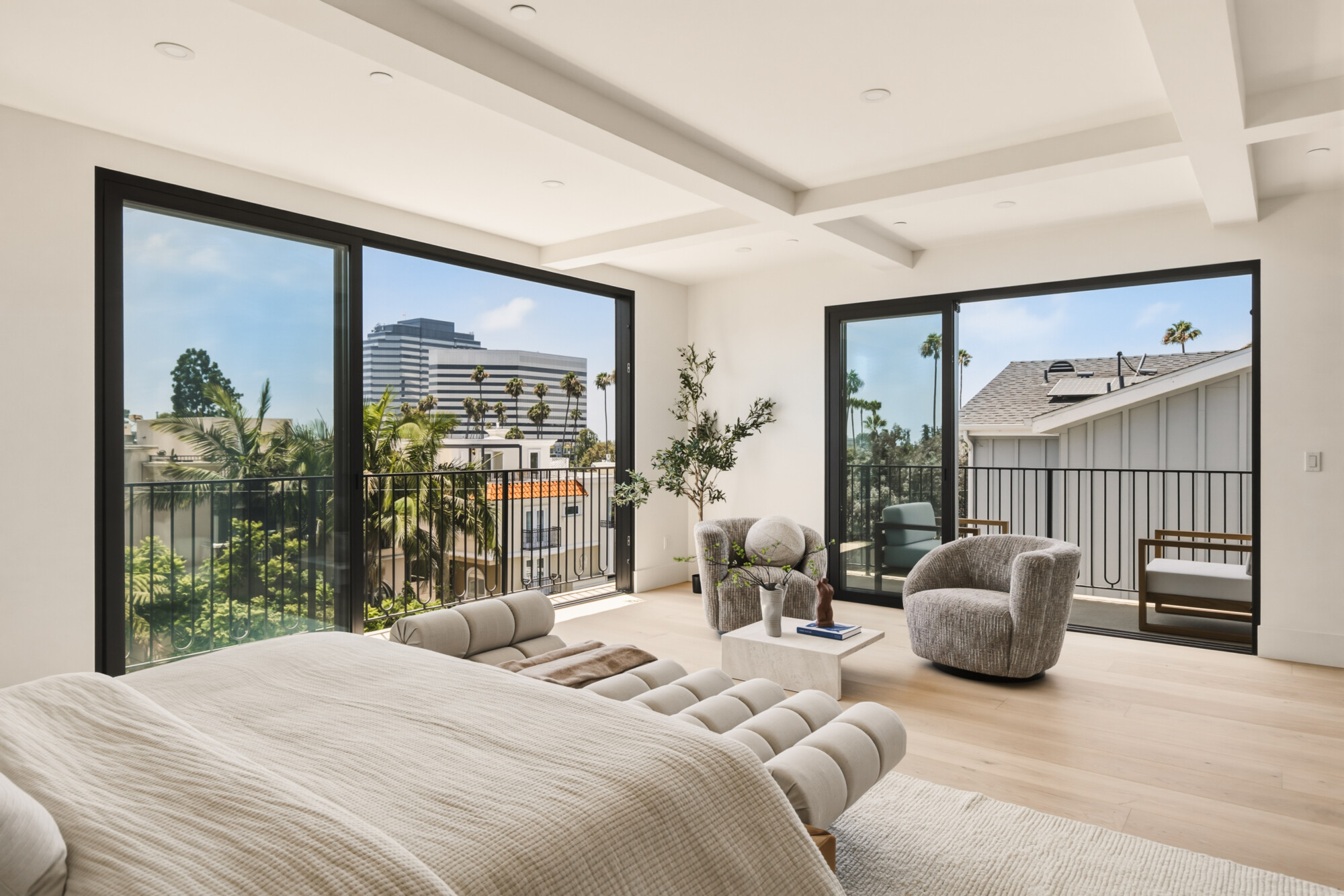 Pardee_Properties_11967_Mayfield_Ave_LA_CA