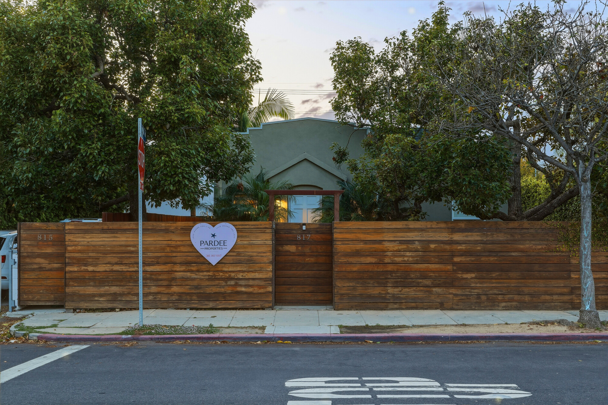 817 Broadway - 48