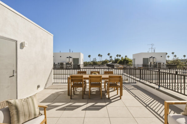 Pardee_Properties_11967_Mayfield_Ave_#105_LA_CA