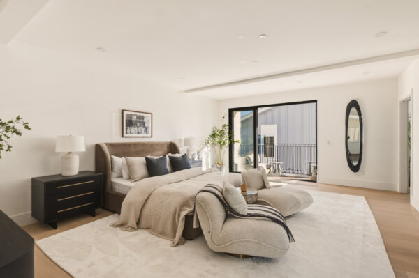 Pardee_Properties_11967_Mayfield_Ave_#108_LA_CA